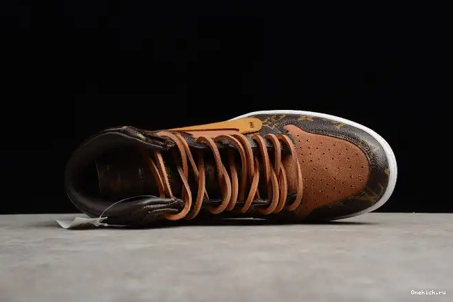 One Kick Off-Louis AJ1 1 Air x AQ0818-158 Jordan OW 0526